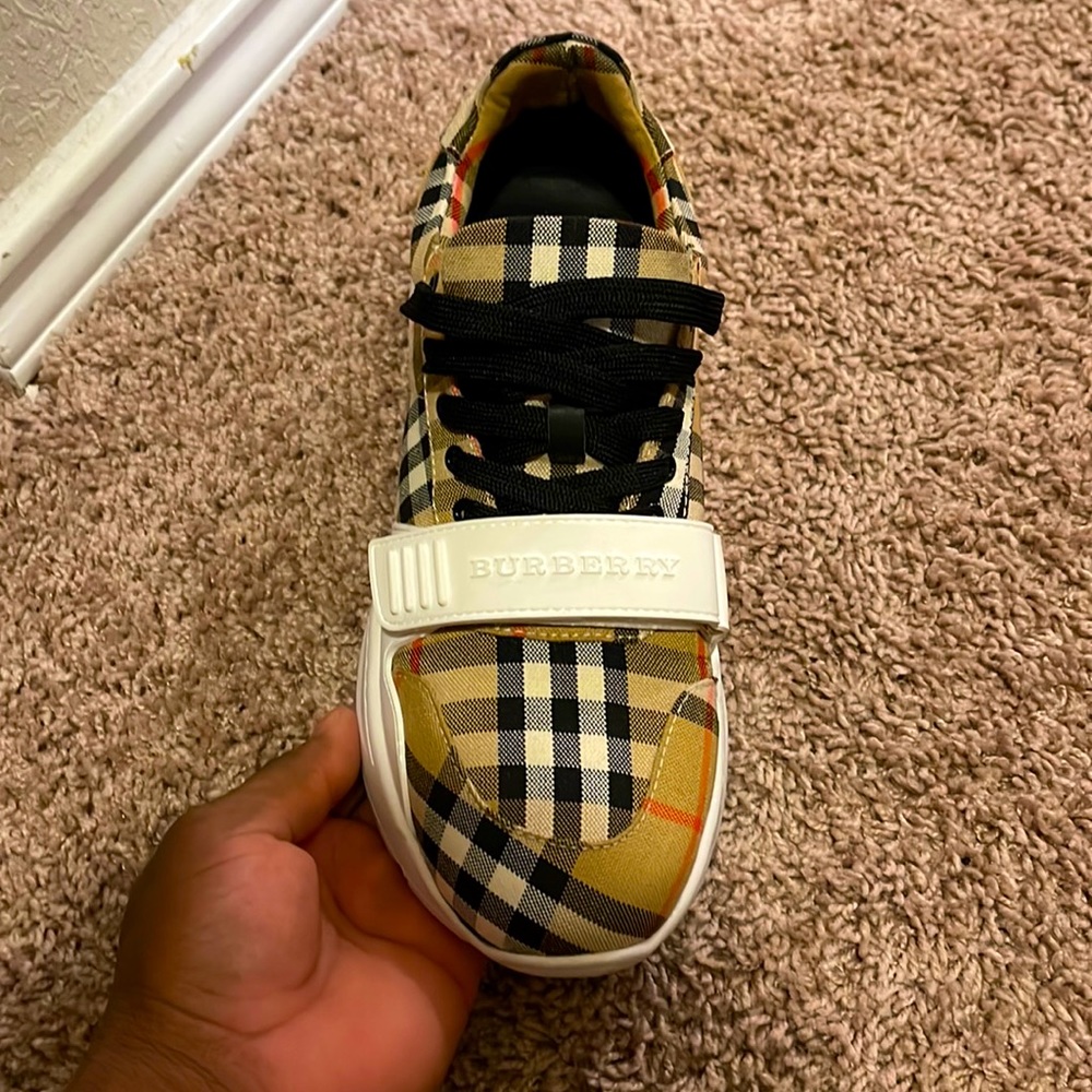 Burberry shoes. I have it for 6 months.